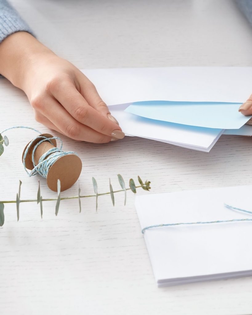 La carta, mail club España bienestar y creatividad por Mapi Letosa autora de Colorea en calma y talleres aromaterapia y manualidades en Zaragoza